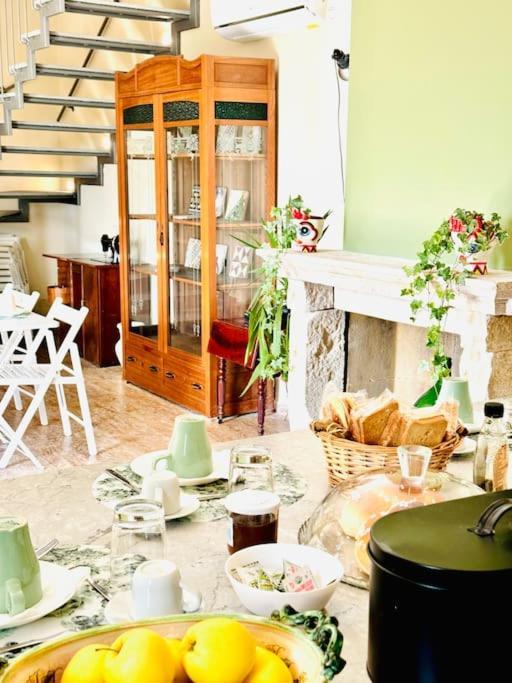 La Riggiola Bed & Breakfast Salerno Dış mekan fotoğraf